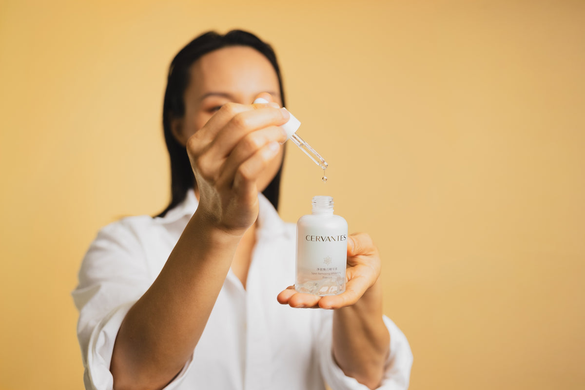 Napredna formulacija z Bifida Ferment Lysate in Ectoin združuje visoko koncentrirane probiotične fermente in zaščitne molekule, ki ciljno obnavljajo kožni mikrobiom, umirjajo vnetja ter ščitijo vašo kožo pred vsakodnevnimi okoljskimi stresi.